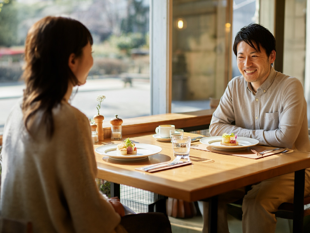 デートをする男女