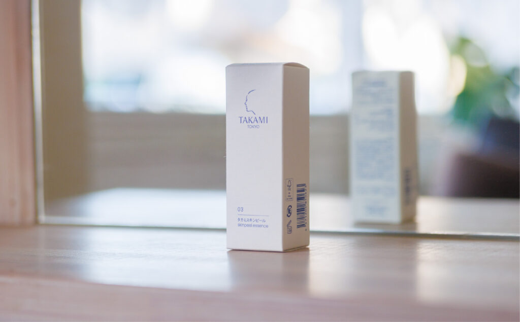 タカミスキンピールの外箱